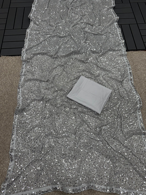 Kareena Kapoor Bollywood Georgette Grey Color Saree